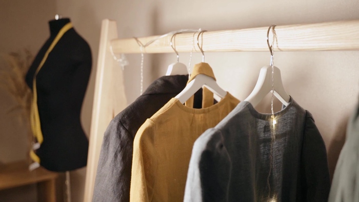 T-Shirts & Knits